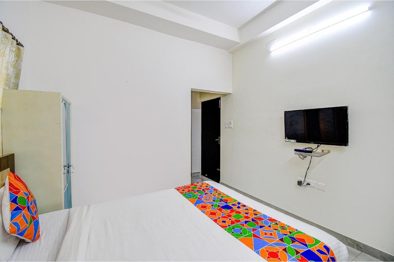 Fabexpress Moon Residency Hotel Kolkata Exterior photo